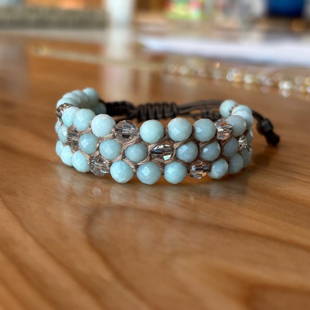 Chan luu honecomb bracelet